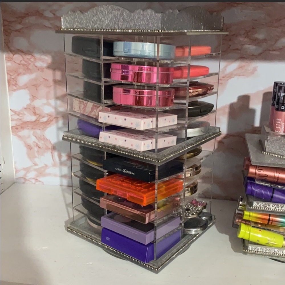 💕 Spinning Makeup Organizer 💕 - Picture 3 of 4